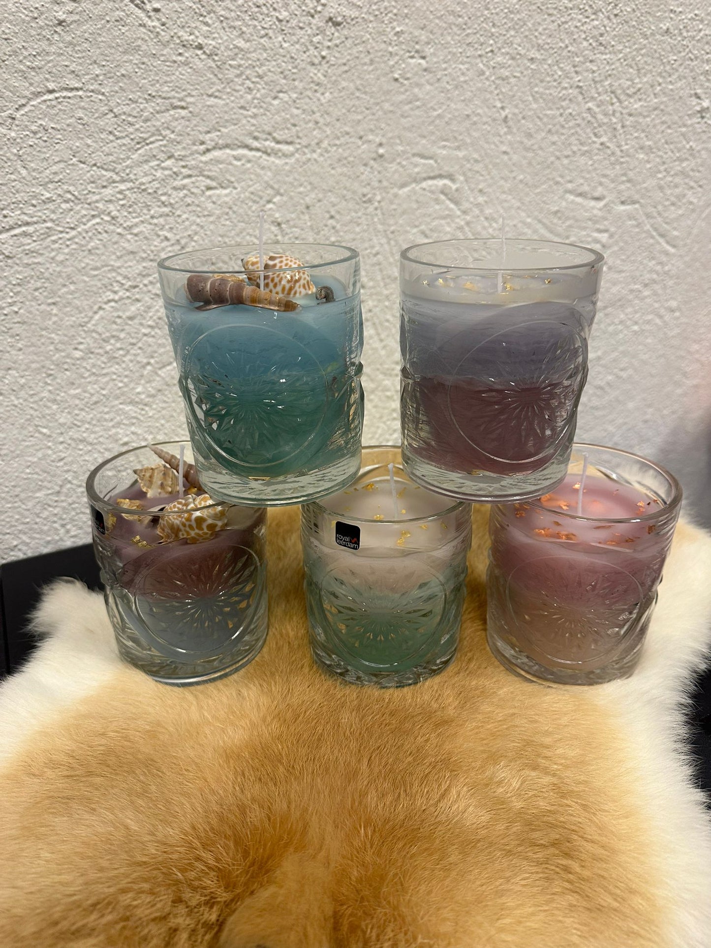 Workshop kaarsen maken (1 uur) + high tea of borrelplank hapjes