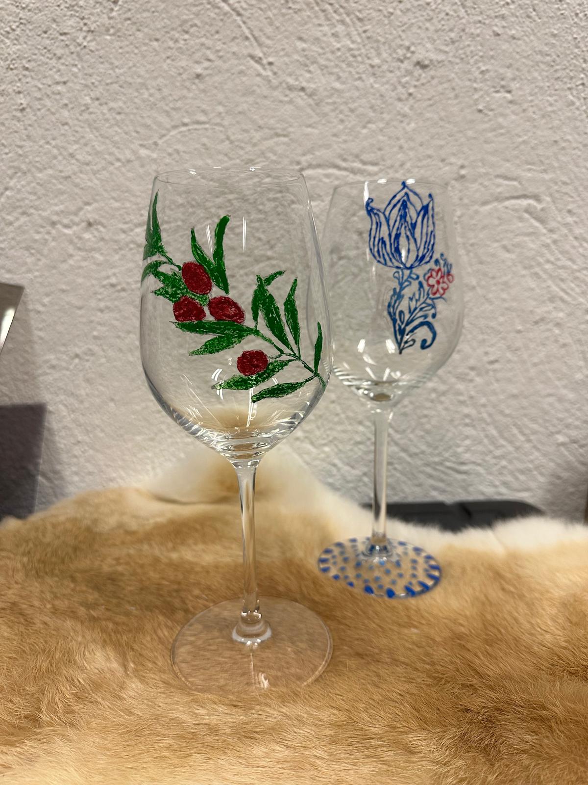 Cheers to Art: Wijnglazen Schilderen met Wijn en Hapjes