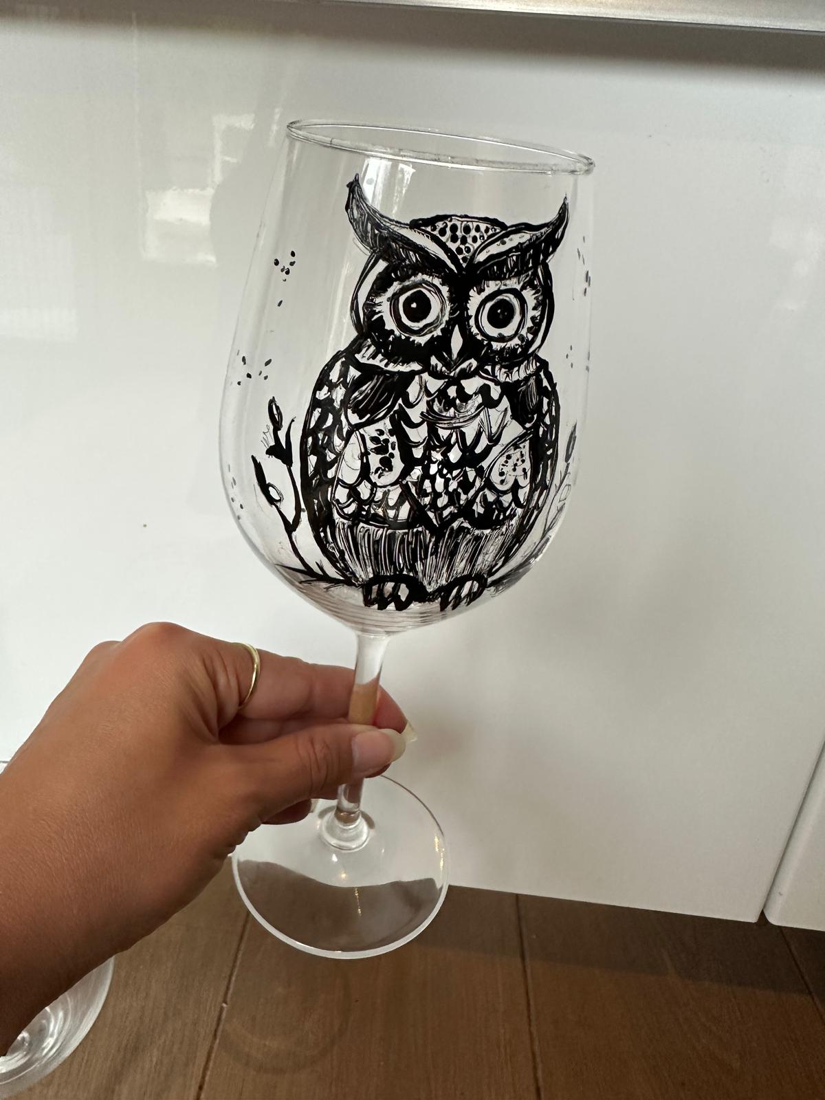 Cheers to Art: Wijnglazen Schilderen met Wijn en Hapjes